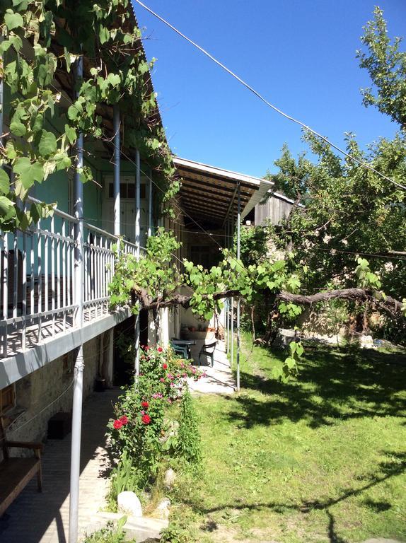 Guest House Chuta In Lagami Mestia Exterior photo